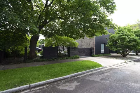 3845 S Winchester Ave, Chicago, IL 60609