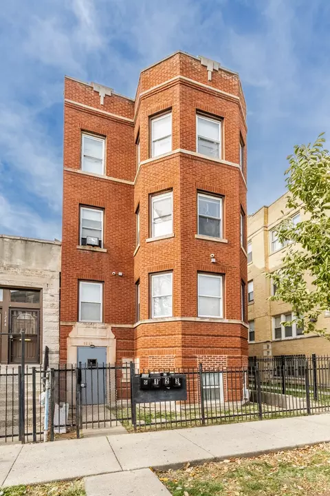 1242 S Lawndale Ave, Chicago, IL 60623