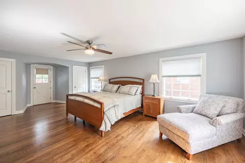 1013 Douglas Ave, Elgin, IL 60120 photo 26