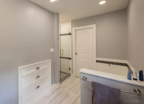 1013 Douglas Ave, Elgin, IL 60120 photo 30