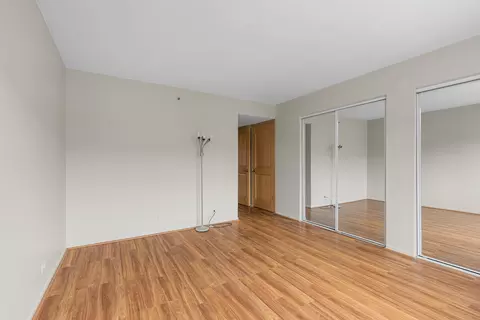 Bedroom - 4174 Cove Ln #E, Glenview, IL 60025 photo 2 of 4