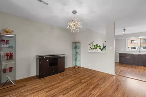 Dining - 4174 Cove Ln #E, Glenview, IL 60025 photo 1 of 2