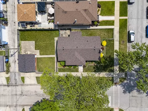 View/Area - 8425 S Spaulding Ave, Chicago, IL 60652 photo 5 of 7