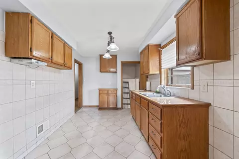 Kitchen - 8425 S Spaulding Ave, Chicago, IL 60652 photo 2 of 2