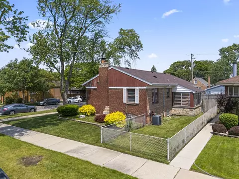 Exterior - 8425 S Spaulding Ave, Chicago, IL 60652 photo 7 of 7