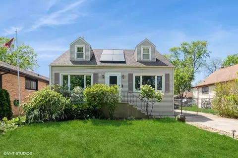 9230 S Saint Louis Ave, Evergreen Park, IL 60805