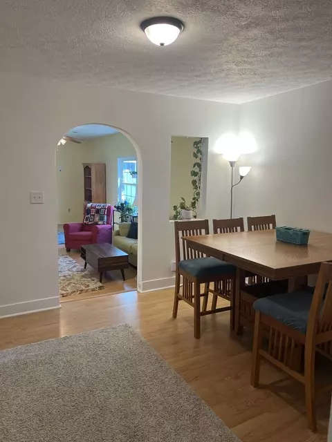 Dining - 833 S 5th Ave, Kankakee, IL 60901 photo 1 of 2