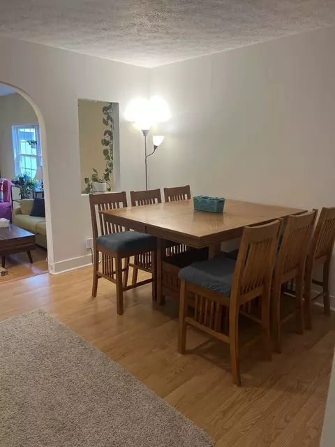 Dining - 833 S 5th Ave, Kankakee, IL 60901 photo 2 of 2