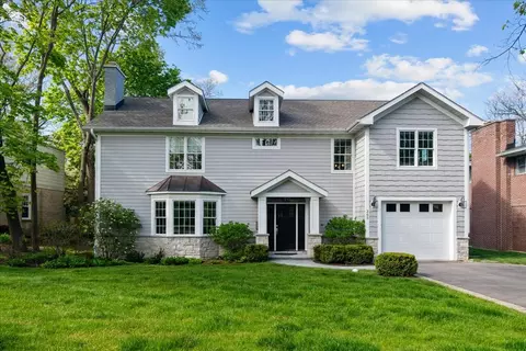 265 Ivy Ln, Highland Park, IL 60035