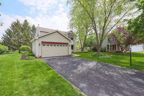 43 Mohawk St, Cary, IL 60013 photo 5