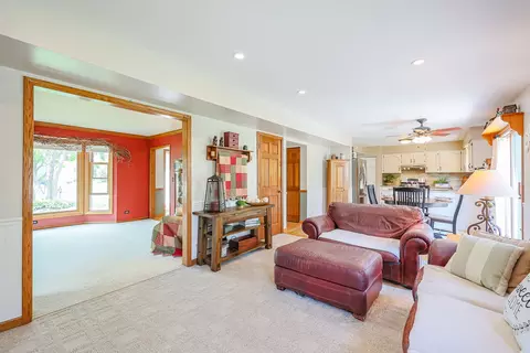 43 Mohawk St, Cary, IL 60013 photo 16