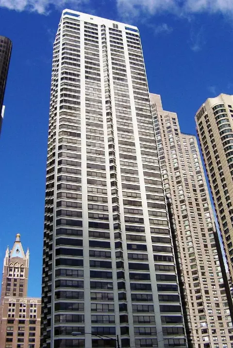 400 E Ohio St #3602, Chicago, IL 60611