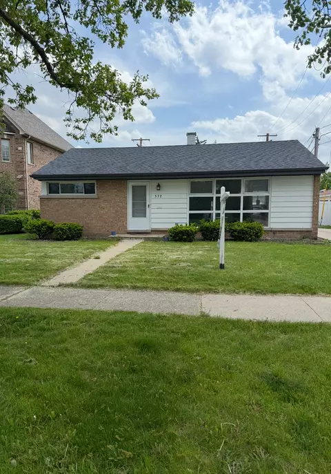 372 W Fremont Ave, Elmhurst, IL 60126