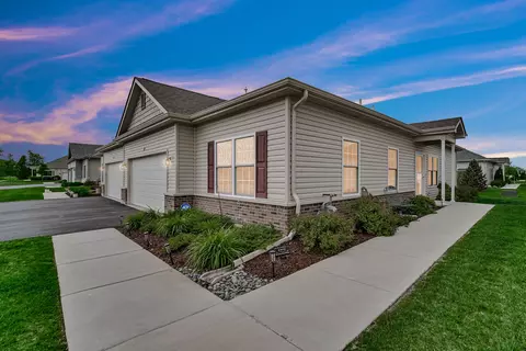Exterior - 925 Baltimore St, Mchenry, IL 60050 photo 6 of 6