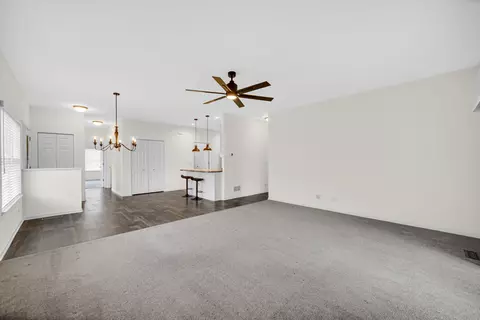 Living - 925 Baltimore St, Mchenry, IL 60050 photo 1 of 4
