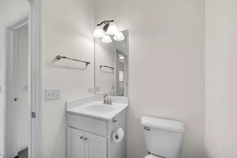 Bath - 925 Baltimore St, Mchenry, IL 60050 photo 5 of 6