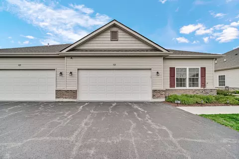 Exterior - 925 Baltimore St, Mchenry, IL 60050 photo 2 of 6