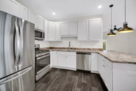Kitchen - 925 Baltimore St, Mchenry, IL 60050 photo 3 of 3