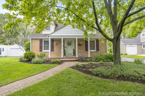 1917 E Illinois St, Wheaton, IL 60187