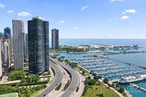 155 N Harbor Dr #4211, Chicago, IL 60601