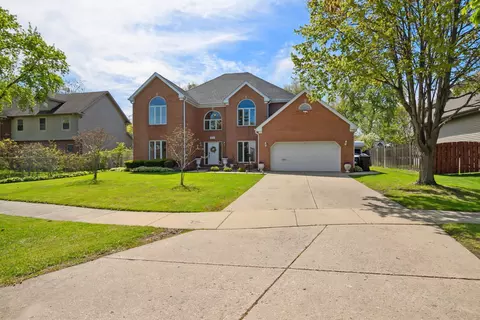 912 Elmdale Rd, Glenview, IL 60025