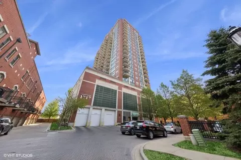 1717 S Prairie Ave #1902, Chicago, IL 60616