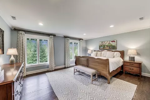 Bedroom - 265 Sunset Dr, Northfield, IL 60093 photo 1 of 5