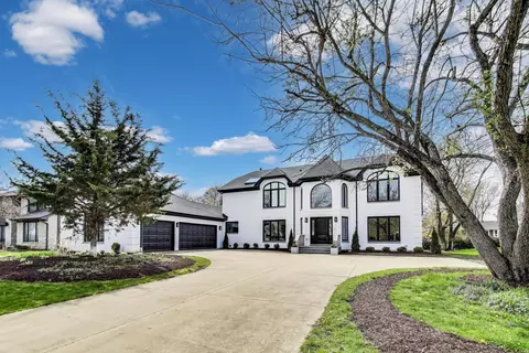 2128 Scotch Pine Ln, Northbrook, IL 60062