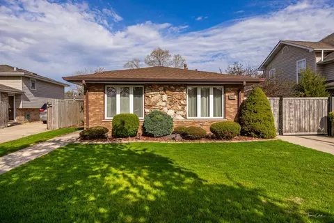 8327 S 78th Ave, Bridgeview, IL 60455 photo 29