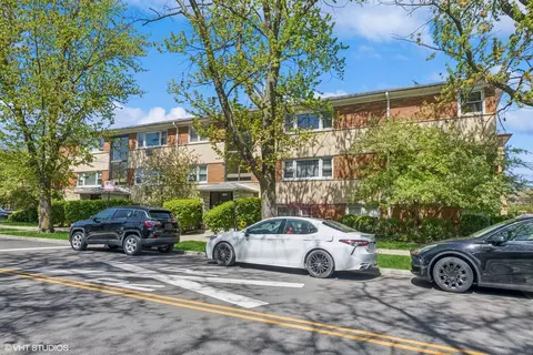 6810 N Ozark Ave #9, Chicago, IL 60631