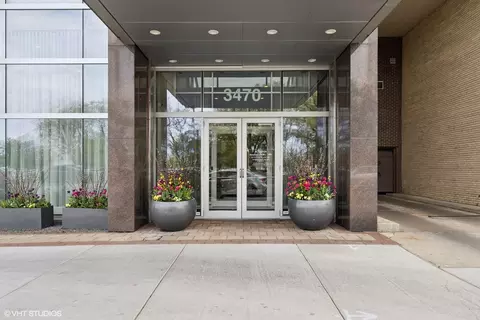 3470 N Lake Shore Dr #17C, Chicago, IL 60657