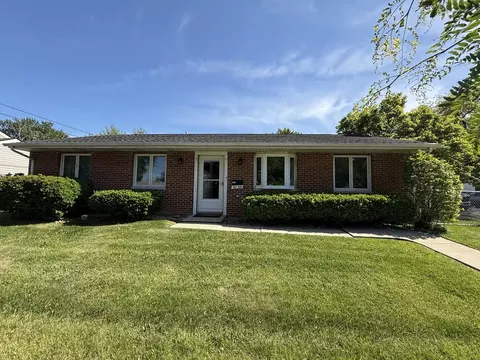 5199 Elmwood Rd, Oak Forest, IL 60452