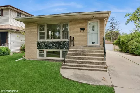 127 S Ardmore Ave, Villa Park, IL 60181