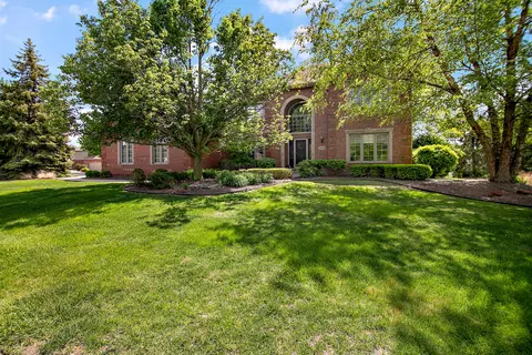 22388 Crimson Ln, Frankfort, IL 60423