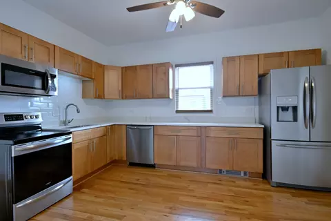 5104 N Austin Ave, Chicago, IL 60630 photo 27