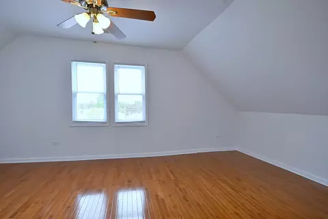 5104 N Austin Ave, Chicago, IL 60630 photo 41