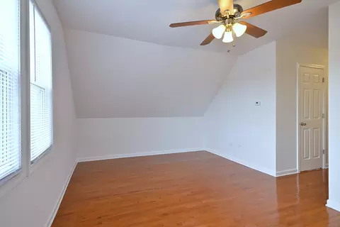 5104 N Austin Ave, Chicago, IL 60630 photo 42