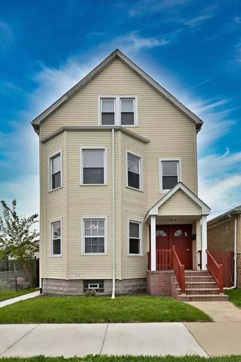 5104 N Austin Ave, Chicago, IL 60630 photo 2
