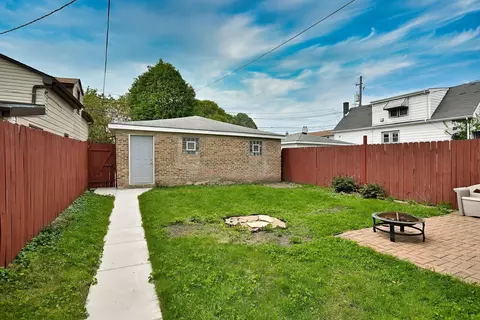 5104 N Austin Ave, Chicago, IL 60630 photo 48