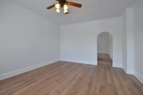5104 N Austin Ave, Chicago, IL 60630 photo 4