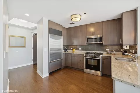 Kitchen - 60 E Monroe St #3308, Chicago, IL 60603 photo 2 of 4
