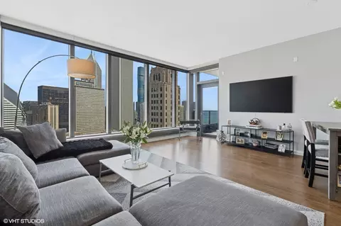 Living - 60 E Monroe St #3308, Chicago, IL 60603 photo 1 of 4