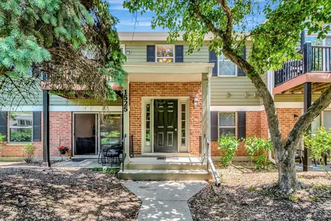 1525 Raymond Dr #103, Naperville, IL 60563