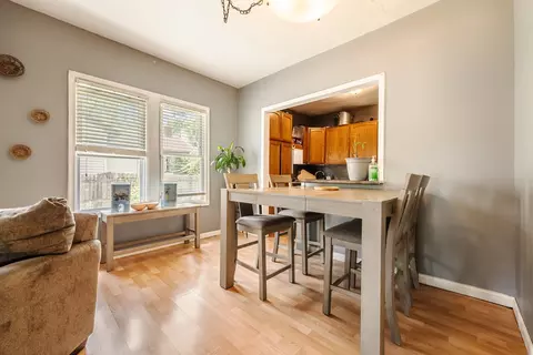 Dining - 14922 Lawndale Ave, Midlothian, IL 60445 photo 1 of 2