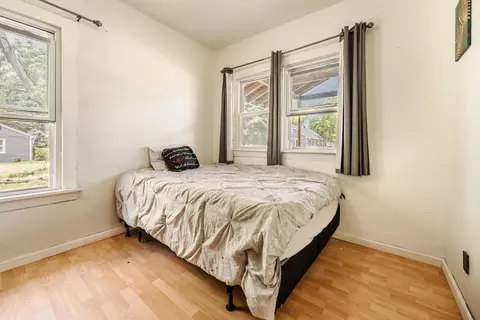 Bedroom - 14922 Lawndale Ave, Midlothian, IL 60445 photo 2 of 3