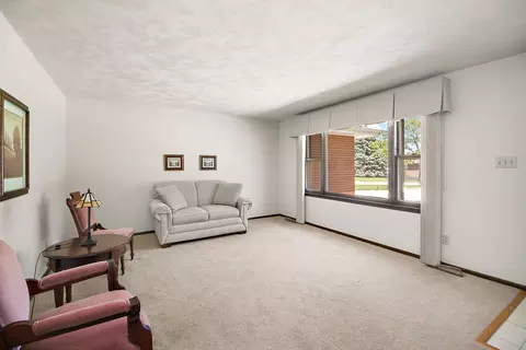 1416 N Samara Ave, Kankakee, IL 60901 photo 4