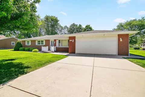 1416 N Samara Ave, Kankakee, IL 60901 photo 2