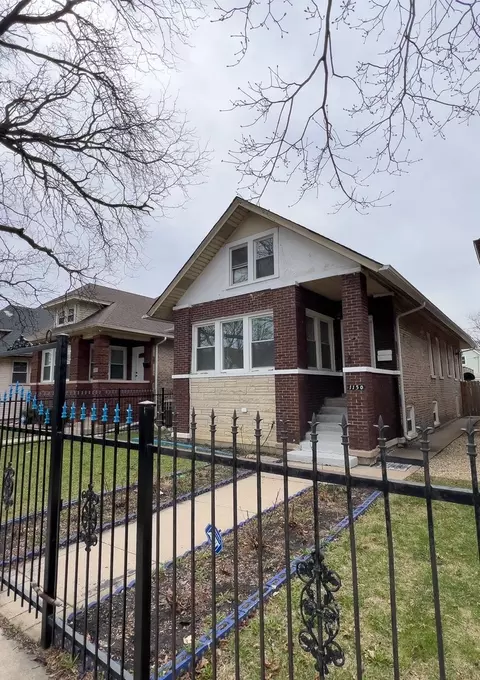 1150 N Latrobe Ave, Chicago, IL 60651