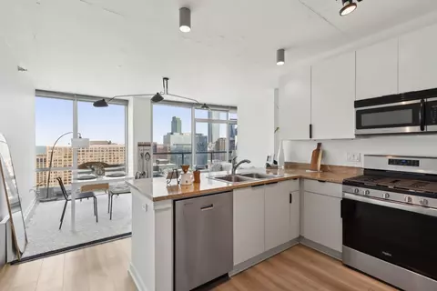 611 S Wells St #2801, Chicago, IL 60607 photo 9