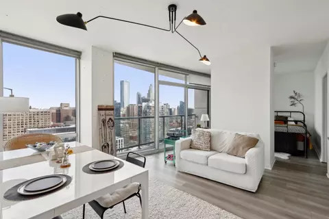 611 S Wells St #2801, Chicago, IL 60607 photo 2